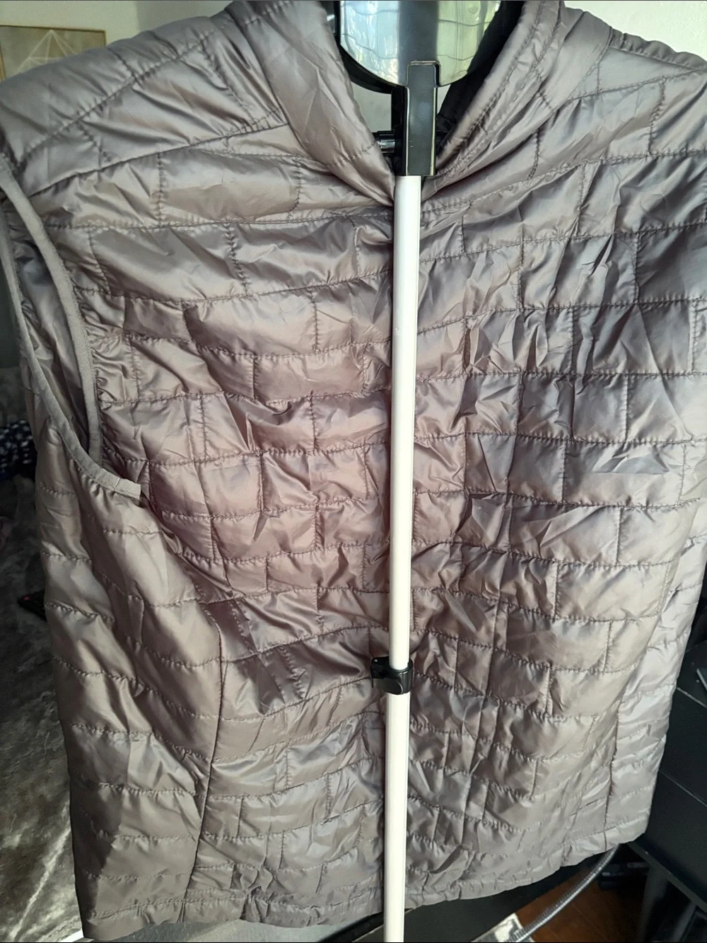 Patagonia Men's Quilted Vest in Taupe